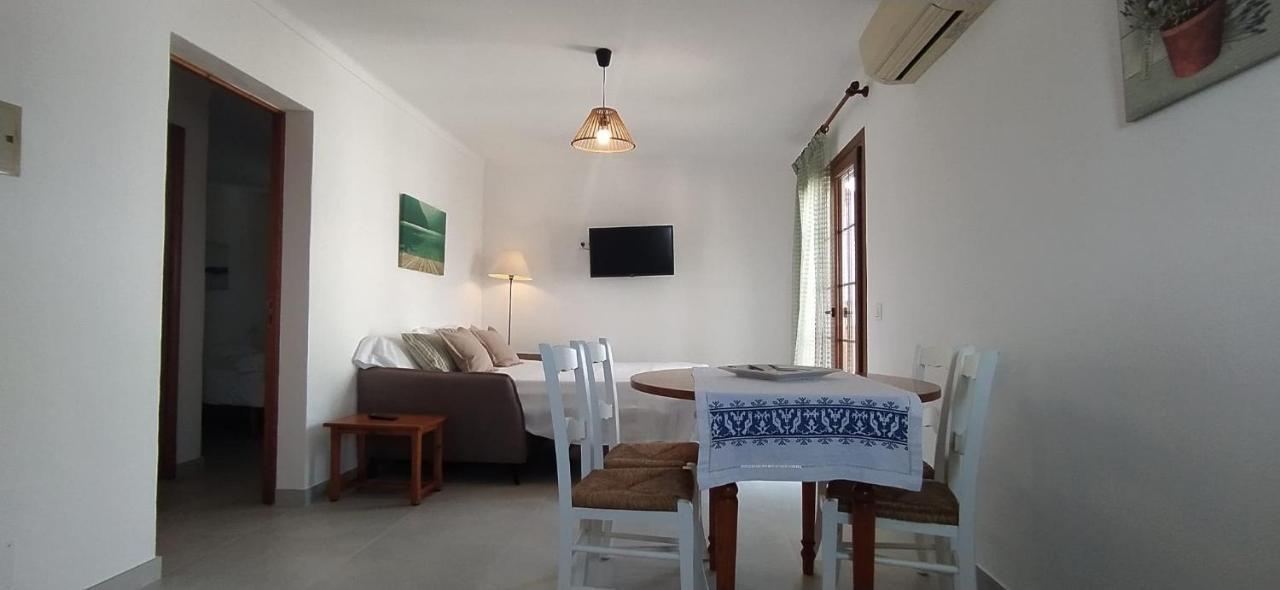 Apartamentos Villa Primera 칼라 피구에라 외부 사진