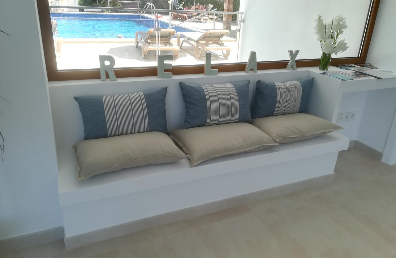 Apartamentos Villa Primera 칼라 피구에라 외부 사진
