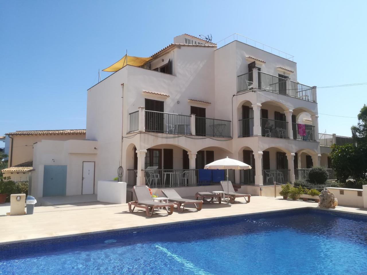 Apartamentos Villa Primera 칼라 피구에라 외부 사진