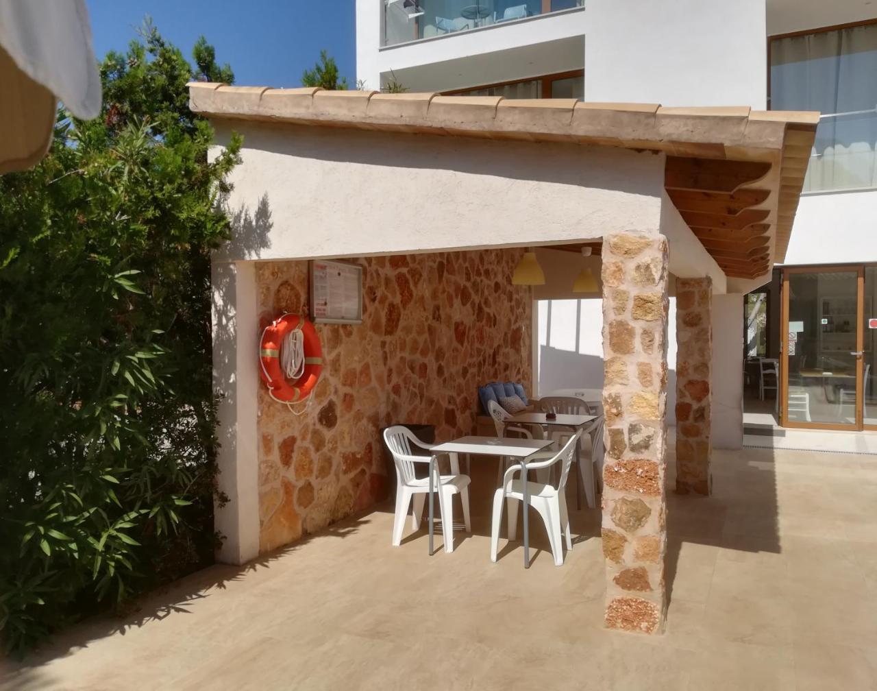 Apartamentos Villa Primera 칼라 피구에라 외부 사진
