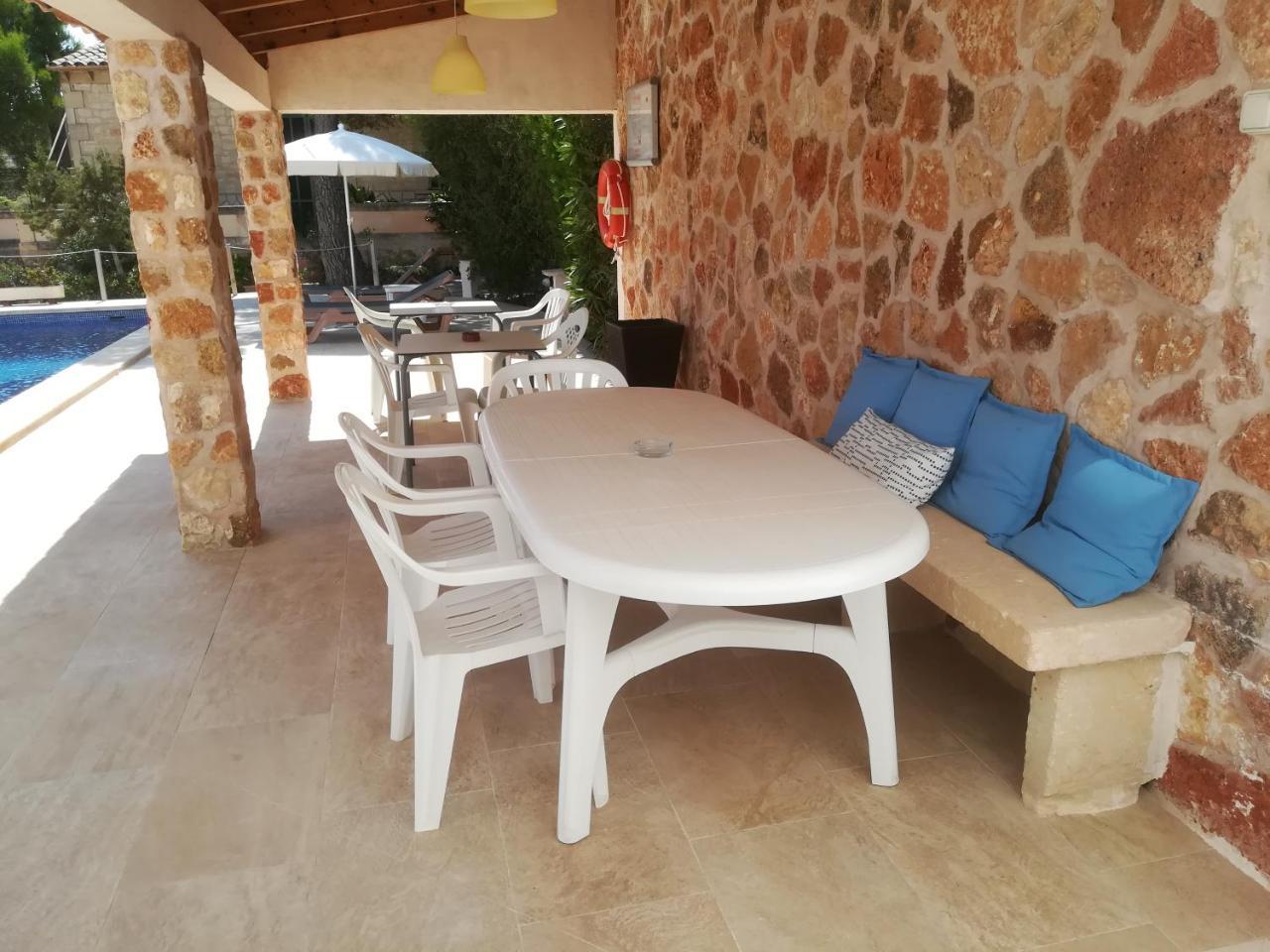 Apartamentos Villa Primera 칼라 피구에라 외부 사진