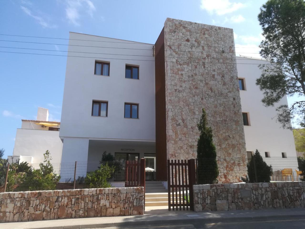 Apartamentos Villa Primera 칼라 피구에라 외부 사진