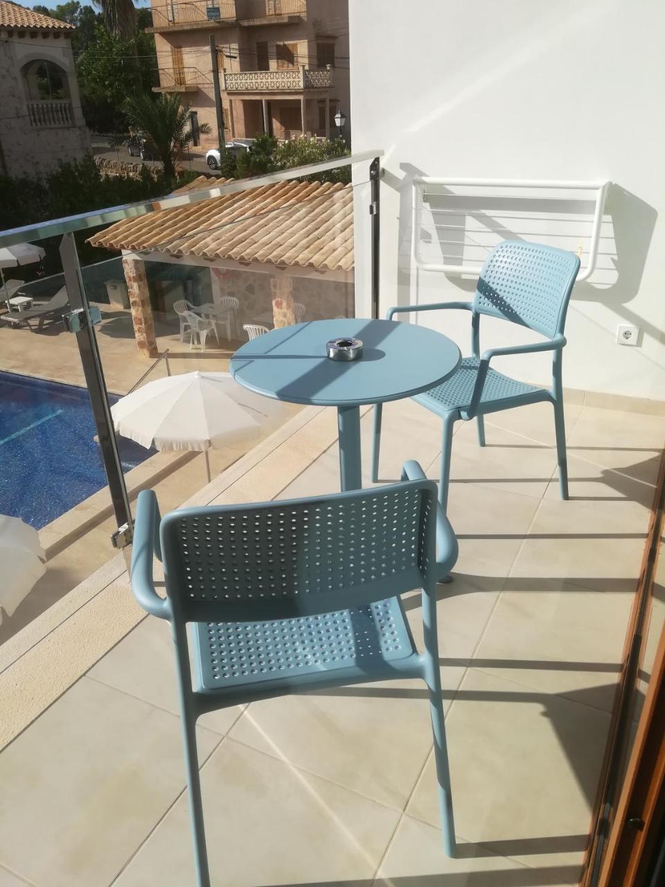 Apartamentos Villa Primera 칼라 피구에라 외부 사진